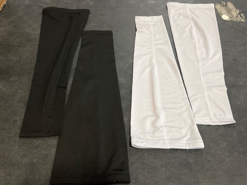 Photo 1 of BESPORTBLE 2Pairs Compression Sleeve for Leg Lightweight Soccer Shin Guard Holders with Double Layer Protection Breathable and Moisture Wicking Design for Beginners and Adults