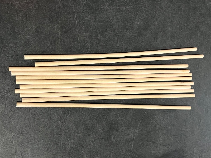 Photo 1 of Baby Shower Table Centerpiece Decor 144 Pcs Balloons Wooden 9-10in Rounds Circles Slices with Stick DIY Craft Birthday Wedding Gender Reveal Bear Party Table Decorations(Brown and Blue)
