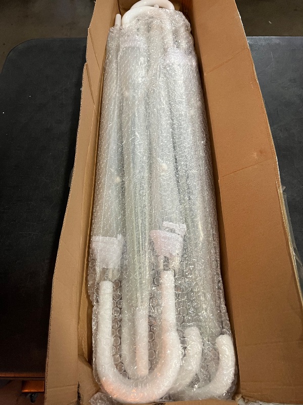 Photo 1 of Clear Bubble Umbrella Wedding, High-Visibility Transparent Rain Umbrellas Bulk, Windproof Large Clear Umbrella, Firm and Durable, Dome Umbrellas for Wedding Bride Groom Photography Golf Outdoor
