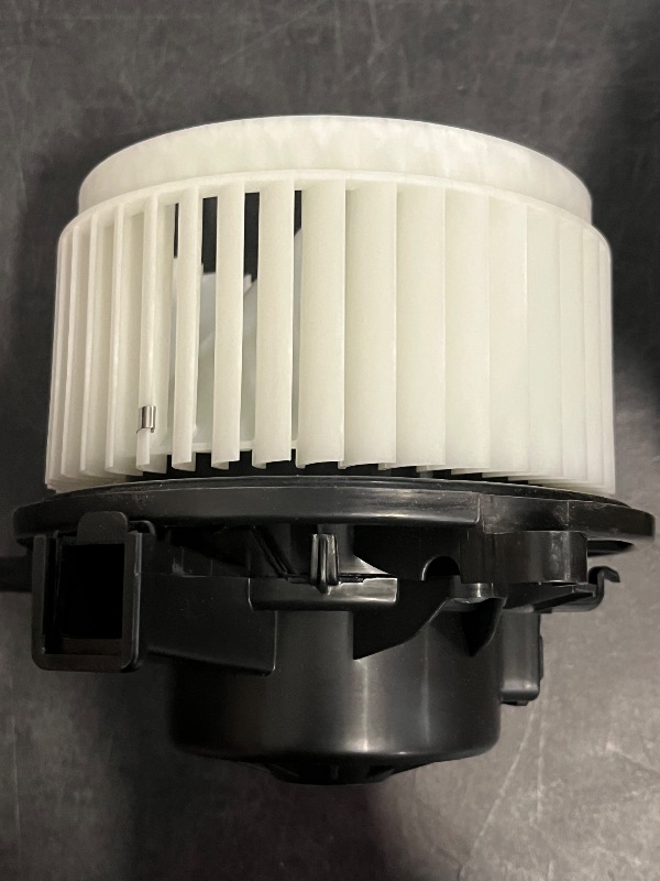 Photo 1 of A/C Blower Motor for Suzuki SX4, SX4 Crossover QU
