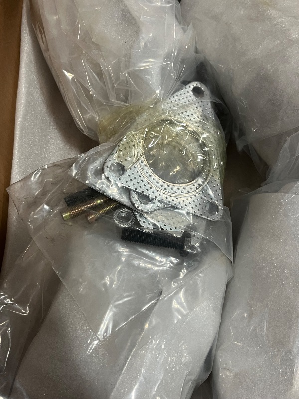 Photo 1 of Catalytic Converter Compatible with Toyota Tacoma 2005-2011, Toyota 4Runner 2003-2009, FJ Cruiser 2007 2008 2009 4.0L (EPA Compliant)