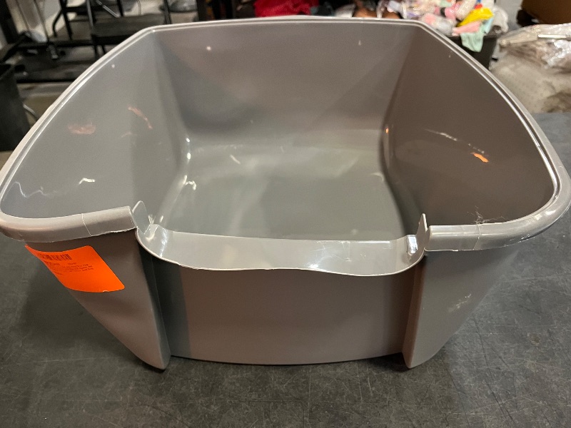Photo 1 of IRIS USA Large Cat Litter Box with Scatter Shield and Scoop, Open Top High Sided Cat Litter Pan, Gray/Clear
