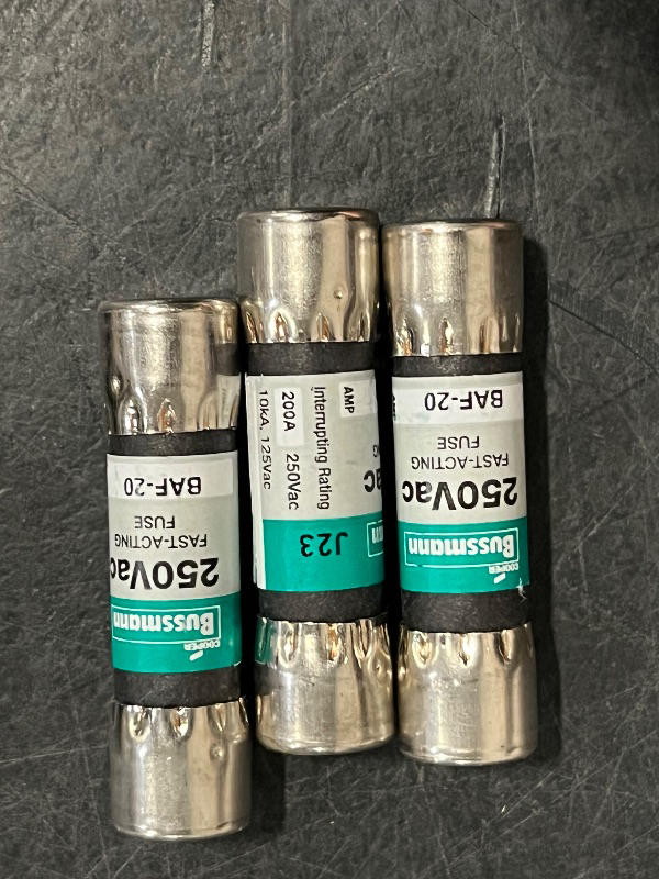 Photo 1 of COOPER BUSSMANN BAF-10 FUSE, 10A, 250V, FAST ACTING (10 pieces)
