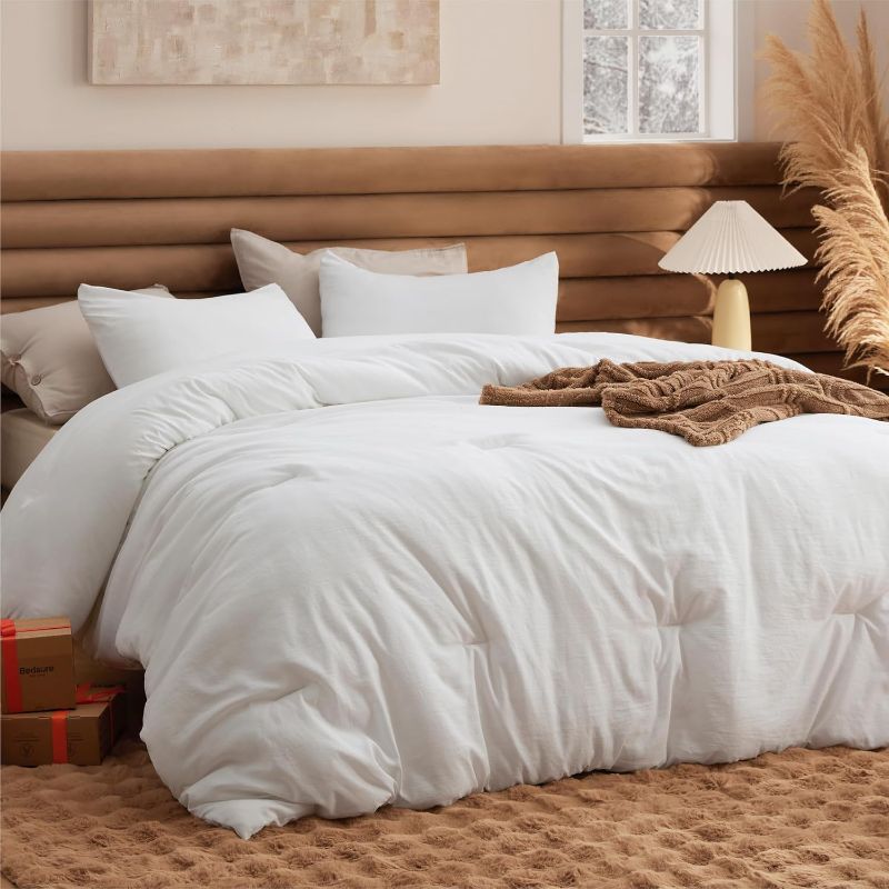 Photo 1 of Bedsure Twin/Twin XL Comforter Set, White Soft Prewashed Bedding for All Seasons, 2 Pieces GentleSoft™ Warm Down Alternative Bed Set, 1 Lightweight Comforter (68"x88") and 1 Pillowcase (20"x26")
