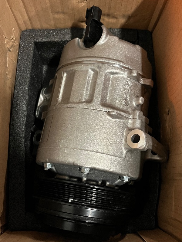 Photo 1 of NewYall 2.4L Air Conditioner A/C Compressor with Clutch for Chrysler 200 Sebring 2007-2014 Dodge Avenger Journey 2009-2020