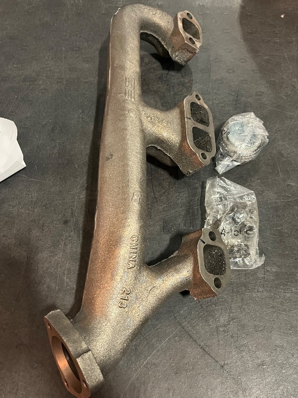 Photo 1 of Dorman 674-217 Passenger Side Exhaust Manifold Kit - Includes Required Gaskets and Hardware Compatible with Select Cadillac / Chevrolet / GMC Models