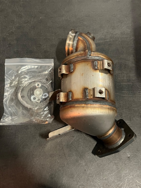 Photo 1 of KLN Catalytic Converter with Gasket Kit Direct-Fit Compatible with Chevy Cruze 2011-2016, Sonic 2012-2020, Trax 2015-2021 & Buick Encore 2013-2021 1.4L- E.P.A. Compliant
