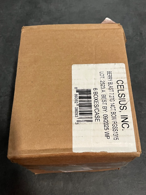 Photo 1 of LED Garage Lights Bulb 2 Pack 180W 18000LM 6500K Led Shop Light with 6 Plus 1 Deformable Panels Basement Barn Ceiling Lights for E26/E27
