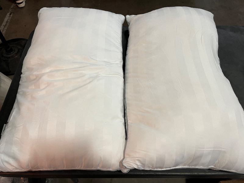 Photo 1 of Beckham Hotel Collection Bed Pillows Standard/Queen Size Set of 2 - Original Soft Down Alternative Pillow for Sleeping - Soft Support for Back, Stomach or Side Sleepers
