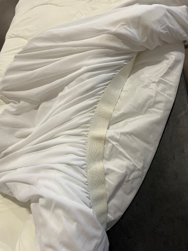 Photo 1 of Bedsure Queen Mattress Pad - Quilted Fitted Mattress Topper Protector with 8-21 Inches Deep Pocket, Noiseless Breathable Bed Cover Padded, Machine Washable, White, 60x80 Inches
