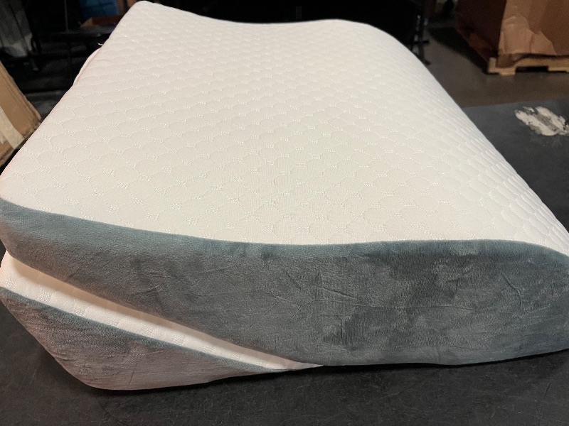 Photo 1 of 4PCS Orthopedic Bed Wedge Pillow Set for Sleeping, Post Surgery Foam Support Pillows for Back, Neck and Leg Pain Relief, Adjustable Triangle Pillow – Acid Reflux, GERD & Snoring Recovery, White Grey
