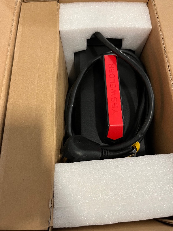 Photo 1 of YESWELDER 200A AC/DC Aluminum Tig Welder with Pulse Large LED Display, Digital Inverter STICK/TIG 110/220V Dual Voltage TIG Welding Machine TIG-200P ACDC
