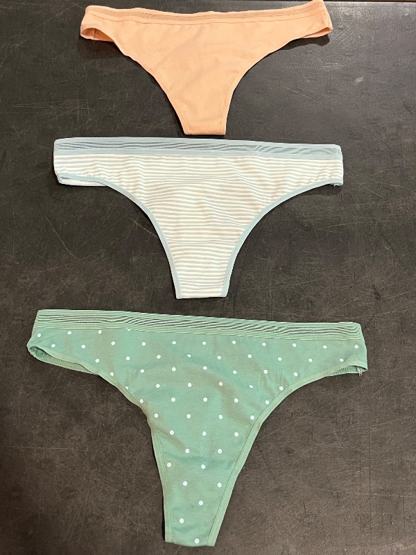 Photo 1 of (M) 5pk Womens Thong Panties