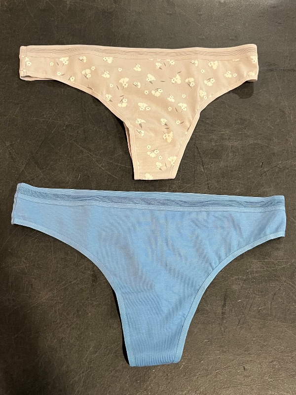 Photo 1 of (M) 5pk Womens Thong Panties