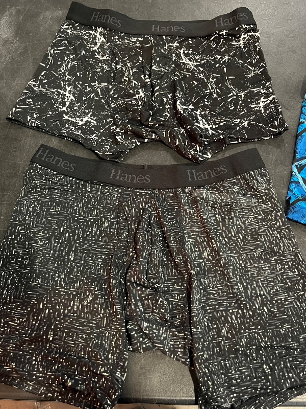 Photo 1 of (L) Mens 3pk Hanes Boxers Short 