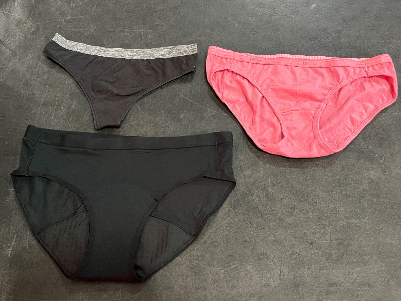 Photo 1 of (S) 3pk Womens Underwear 