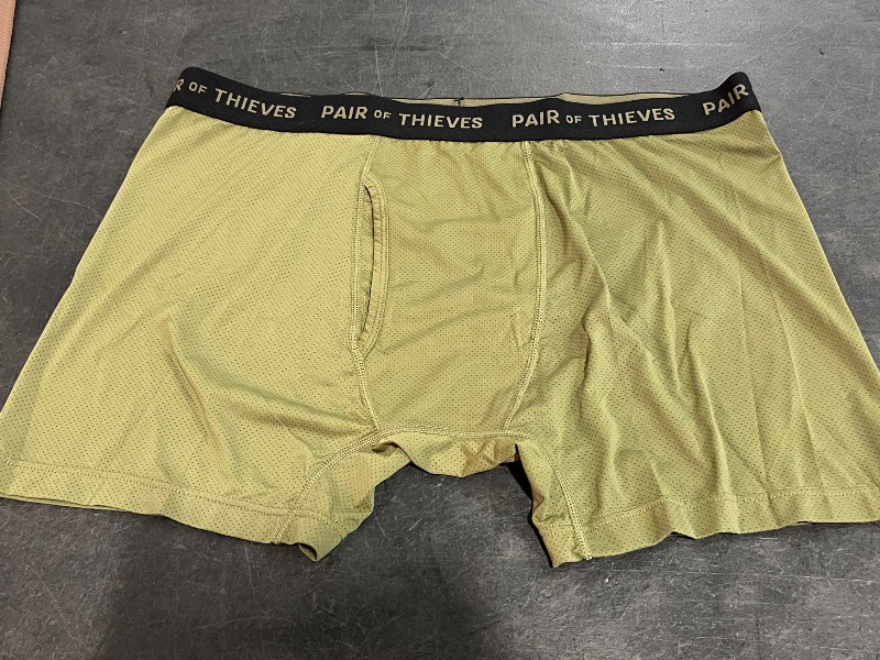 Photo 1 of (XL) 3pack Pair of Theives Briefs