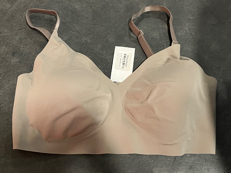 Photo 1 of (L) True Womens Sports Bra- Spandex