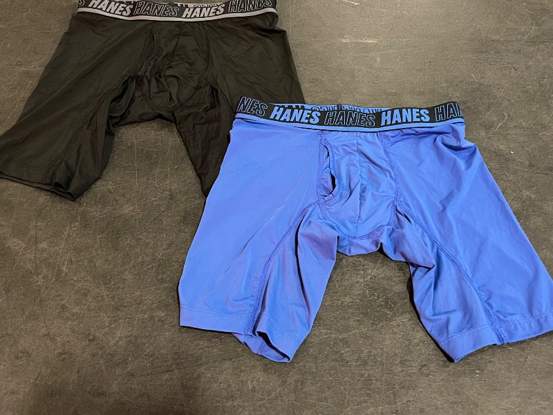 Photo 1 of (S) 3pk Hanes Underwear, 2 Boxer Briefs, 1 Briefs