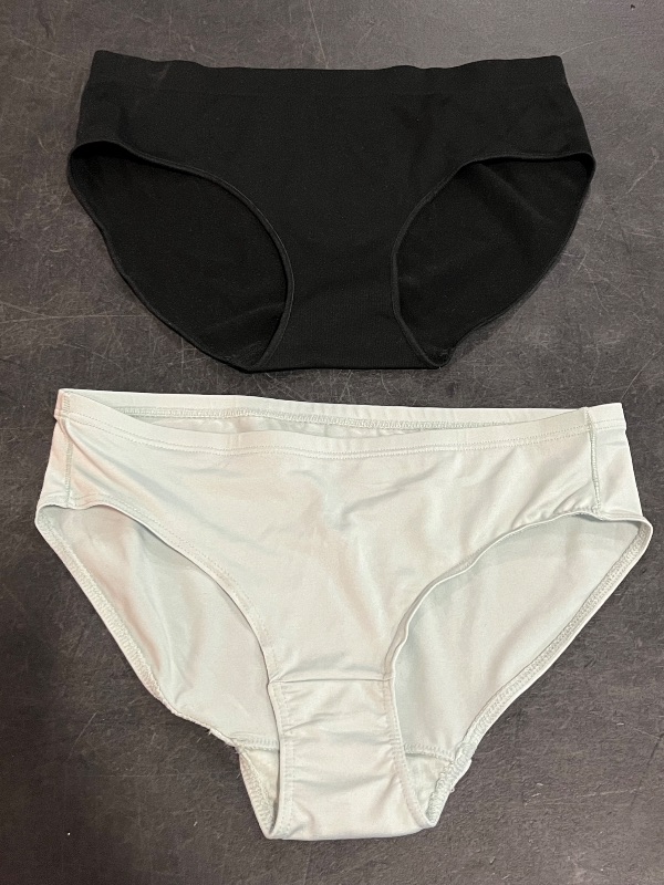 Photo 1 of (S) 2 Pairs of Womens Underwear 