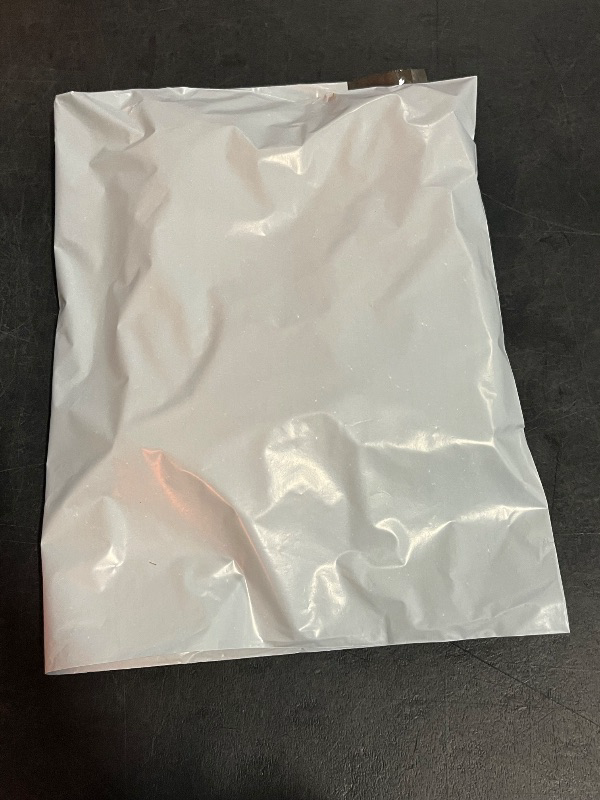 Photo 1 of (M) Women's Woven High-Rise Flutter Shorts 2.5" - All in Motion™