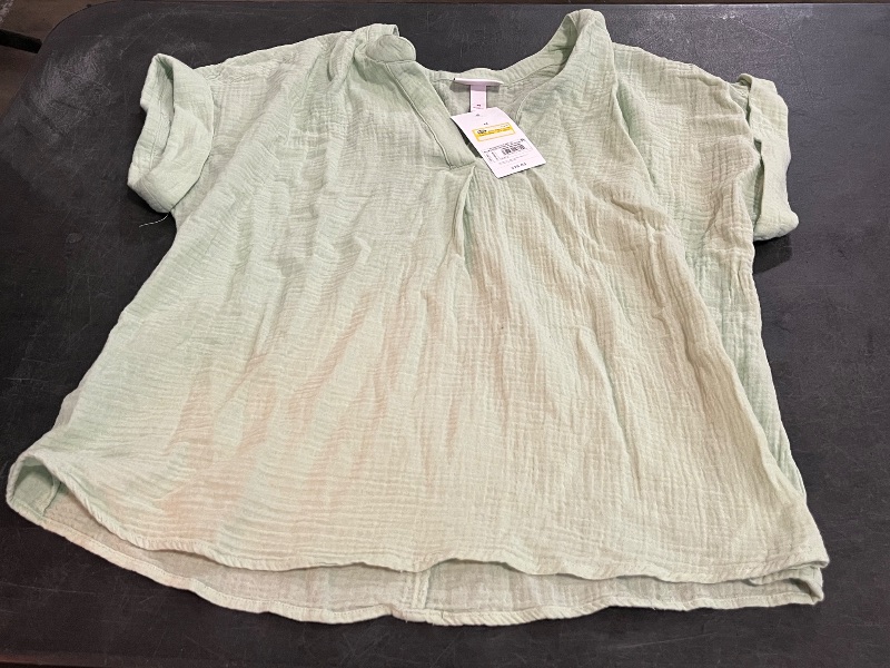 Photo 1 of (M) Short Sleeve V-Neck Maternity Gauze Blouse - Isabel Maternity by Ingrid & Isabel™ Green M: Pullover
