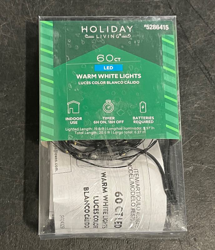 Photo 1 of Holiday Living 60 -Count 19.6-ft White LED Battery-operated Indoor Christmas String Lights Timer
