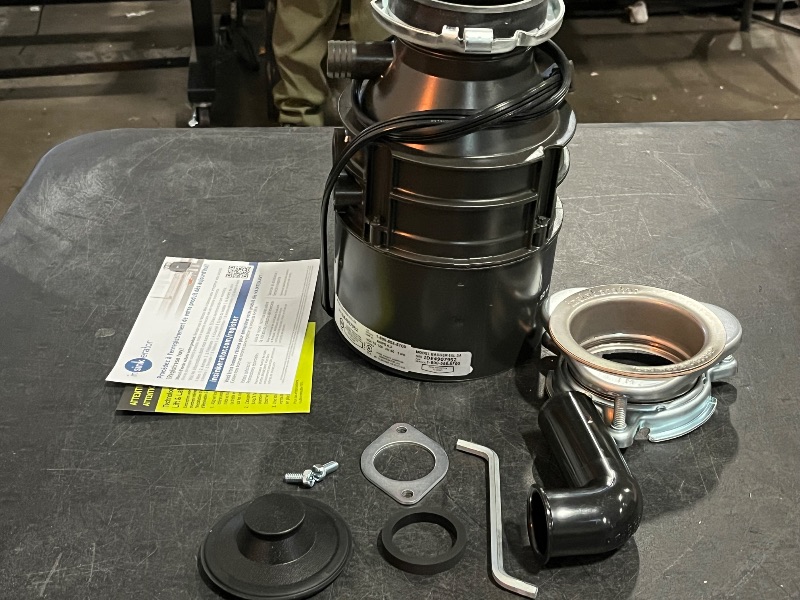 Photo 1 of InSinkErator Badger 5XL Continuous feed 1/2-HP Septic Safe Corded Garbage Disposal
