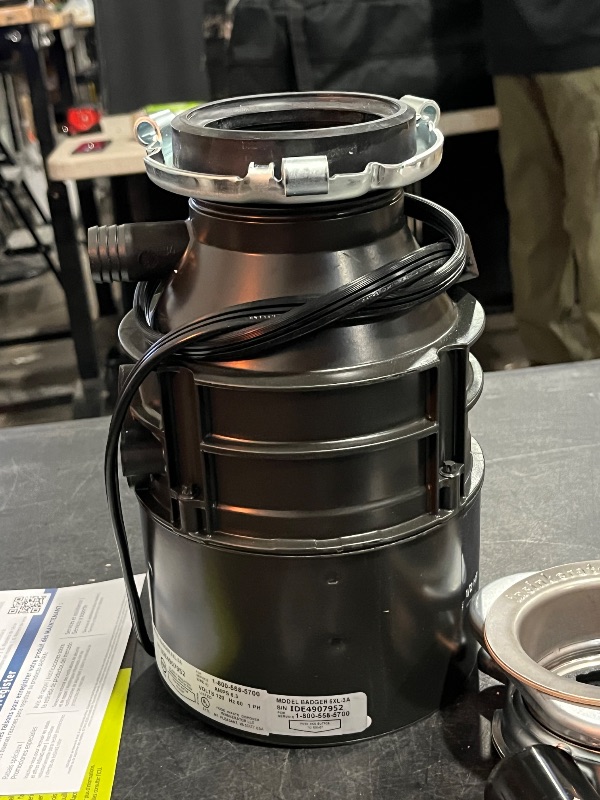 Photo 1 of InSinkErator Badger 5XL Continuous feed 1/2-HP Septic Safe Corded Garbage Disposal
