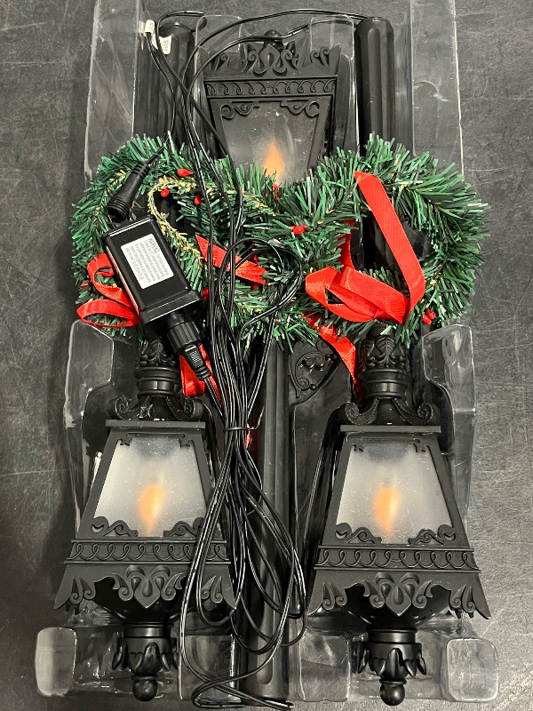 Photo 1 of GE 3 Count StayBright LED FLicking Lampost Pathway Markers 