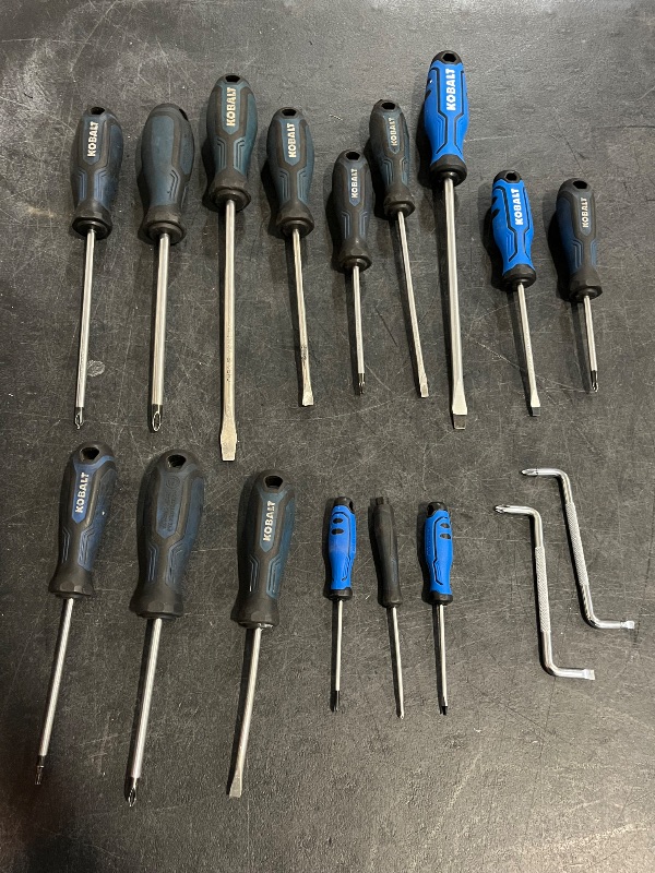 Photo 1 of Kobalt 18 -Piece 8-in Magnetic Screwdriver Set
