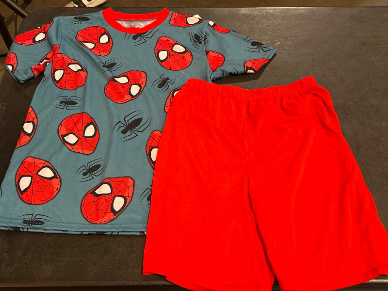 Photo 1 of (L) Boys' Spider-Man 2pc Short Sleeve Pajama Set - Red L
