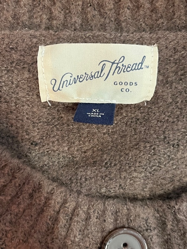 Photo 1 of (XL) Women's Sweater Cardigan Sweater Target Knit Sweater