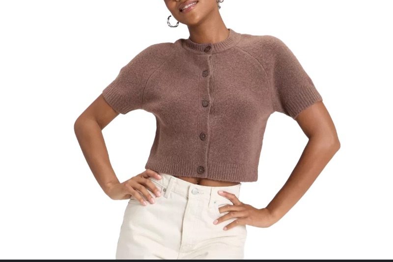 Photo 1 of (XL) Women's Sweater Cardigan Sweater Target Knit Sweater