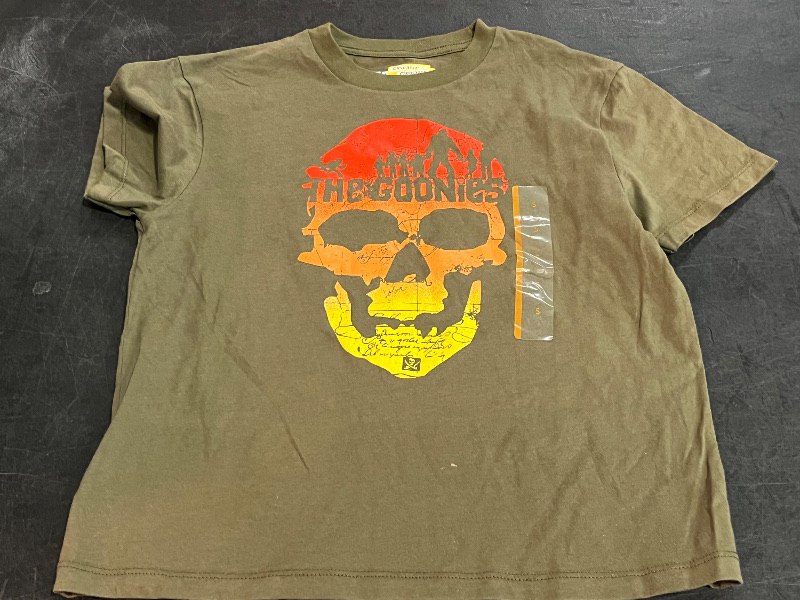 Photo 1 of (S) Boys Goonies T Shirt 