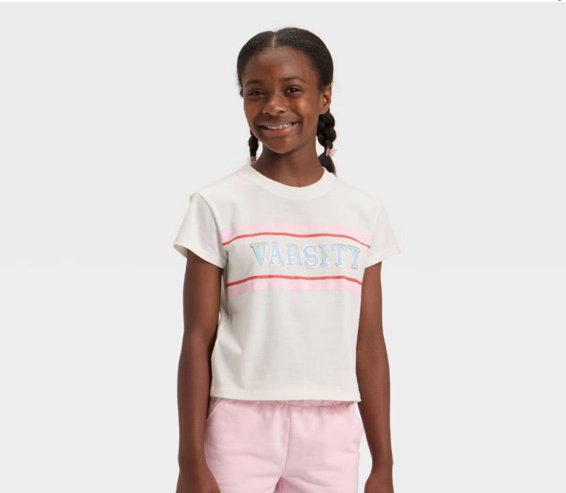 Photo 1 of (M) Girls Short Sleeve Varsity Graphic Tshirt - Cat & Jack
