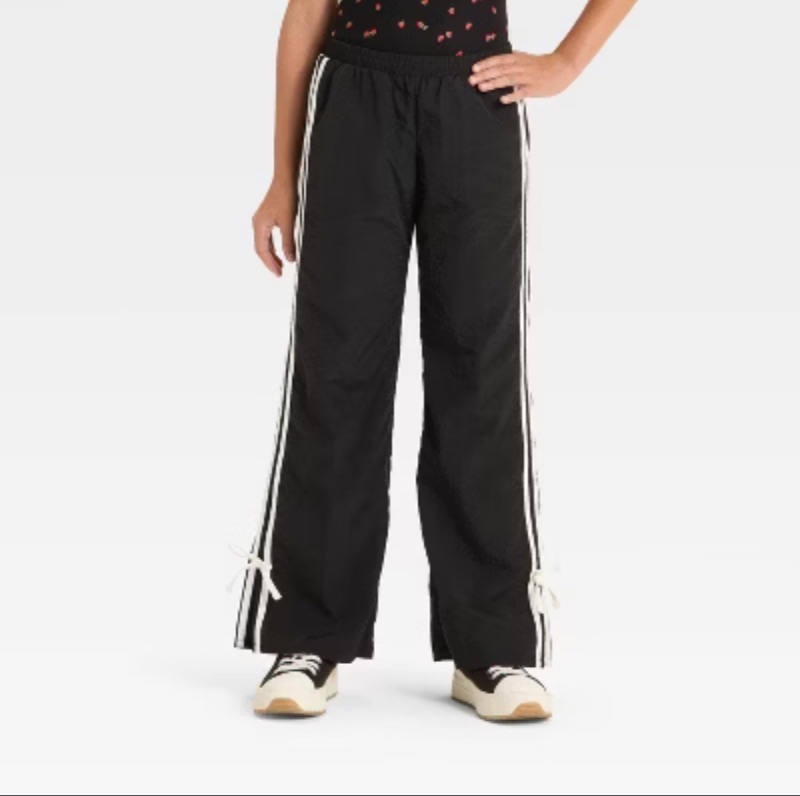Photo 1 of (L) Girls' Nylon Track Pants - art class™ Black L
