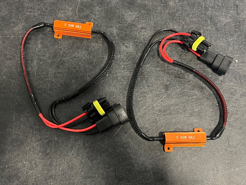 Photo 1 of Diitao 2pcs HB4 Load Resistors Adapter Load Resistor Kits Relay Harness Adapter Load Resistor for Fog Lights Flashing Error Code Anti (HB4 9006 50W)