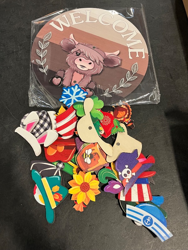 Photo 1 of 35 Pcs Holiday Interchangeable Highland Cow Welcome Sign Highland Cow Seasonal Wooden Hanging Door Decor Valentines Farmhouse Hanging Sign for Front Door Winter Party Decoration Gift(Light Brown)
