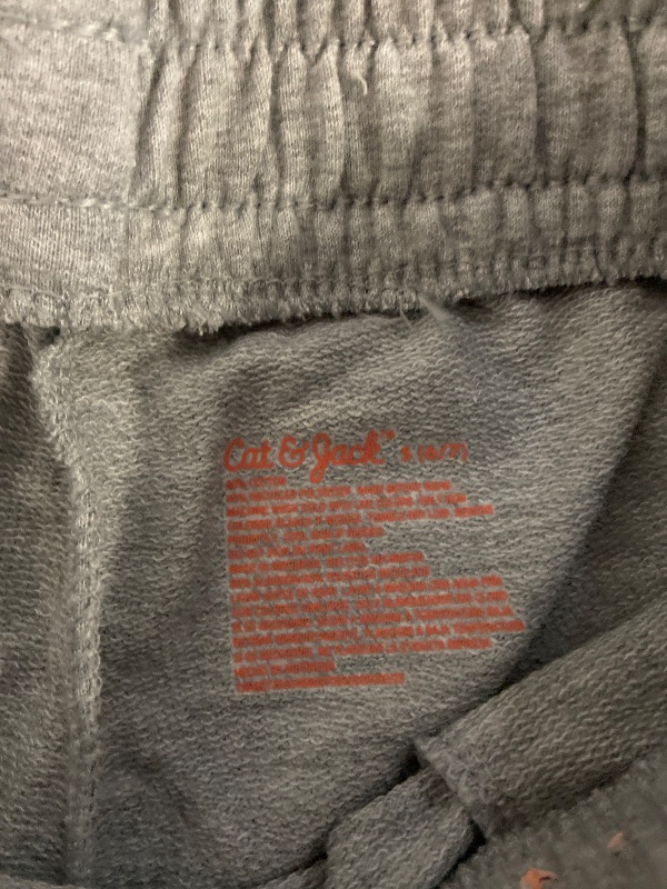 Photo 1 of (Size S) Girls' Knit Pull-on Shorts - Cat & Jack™ Heather Gray S: Midweight French Terry, Side Pocket