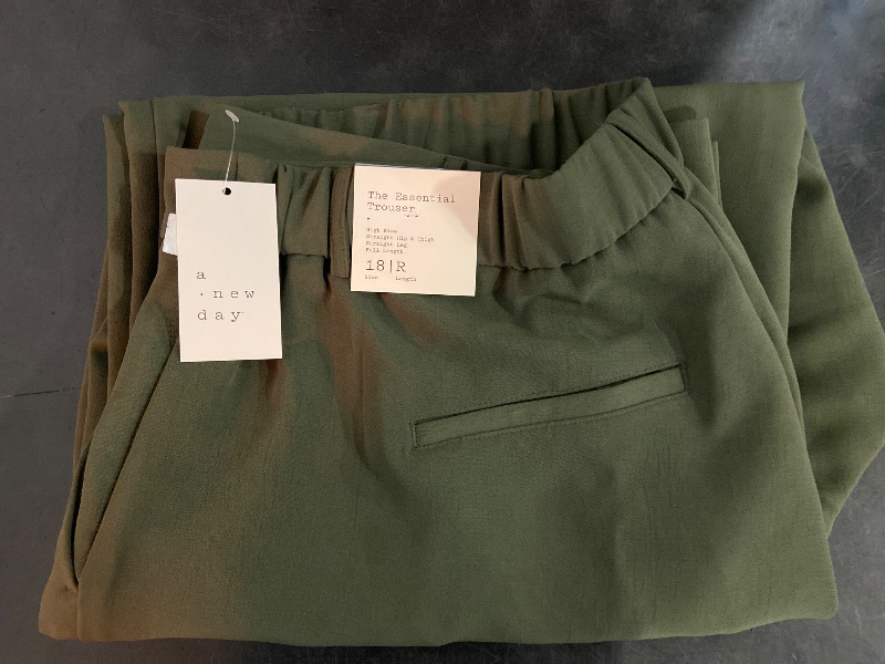 Photo 1 of (Size 18 R) Women's Signature Crepe Essential Trouser - A New Day™ - Olive
