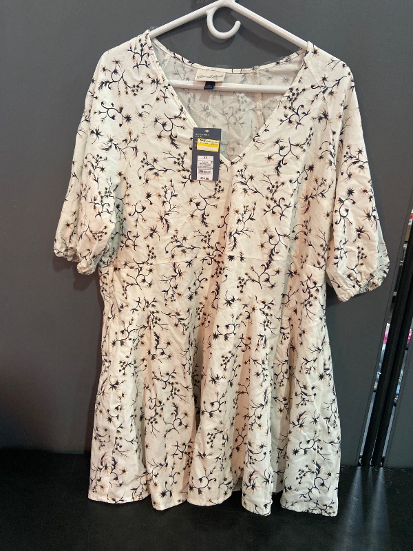 Photo 1 of (Size XL) Women's Bell Elbow Sleeve Mini a-Line Dress - Universal Thread™ White Floral XL: Cotton Rayon Blend, V Neck, Side Pocket