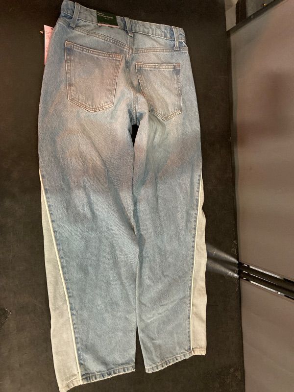 Photo 1 of Size 10 Women's Mid-Rise 90's Relaxed Jeans - Wild Fable™ Blue Denim 10: Straight Fit, 31" Inseam, Fly Zipper