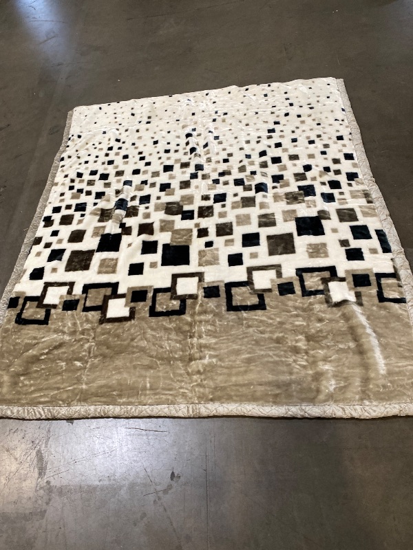 Photo 1 of Generic Heavy Korean Mink Blanket Twin Size,Winter Warm Plush Fleece Blankets, Super Soft Cozy Thick,2 Ply Reversible Printed Raschel Bed Blanket,J,60x80inch