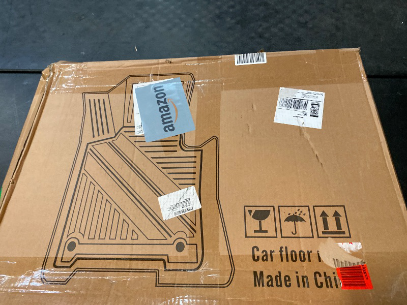 Photo 1 of All-Weather Floor Mat Fit for 2021-2025 T-oyota Venza Backrest Mat Cargo Liner, Rear Seat Back Cargo Cover Protector Rubber Cargo Trunk Floor Mat for Toyota Venza Accessories 2021-2024 2025 (Full Set)