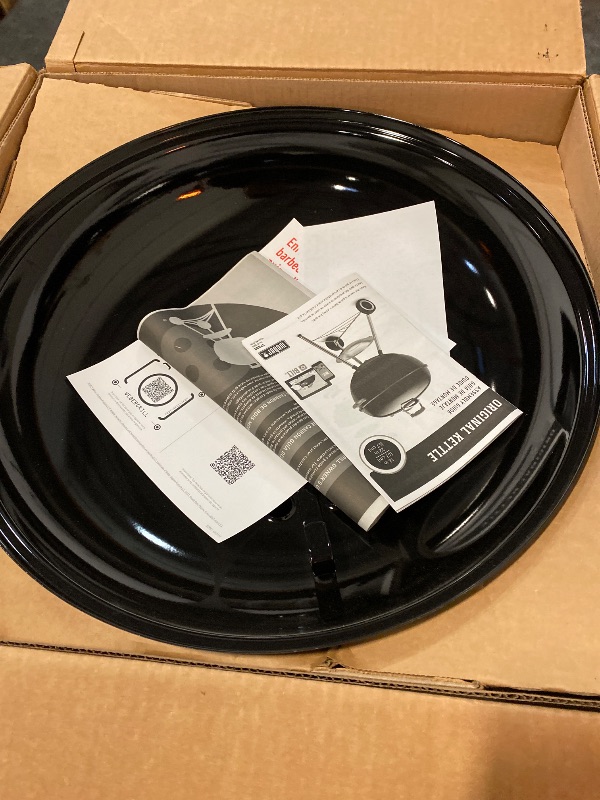 Photo 1 of Original Kettle Charcoal Grill 18"