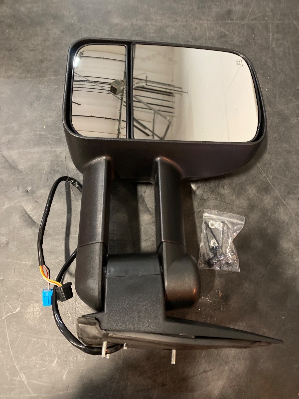 Photo 1 of Driver Left Side Door Towing Mirror Power and Heated with Signal Light on Glass Textured Back Cover For Chevy Silverado Sierra 1500 2500 3500HD from 2003 to 2006