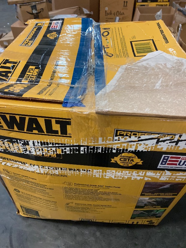 Photo 1 of 3600 PSI 2.5 GPM Cold Water Gas Professional Pressure Washer with HONDA GX200 Engine