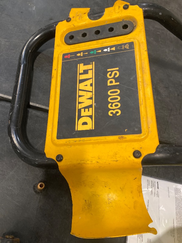 Photo 1 of 3600 PSI 2.5 GPM Cold Water Gas Professional Pressure Washer with HONDA GX200 Engine