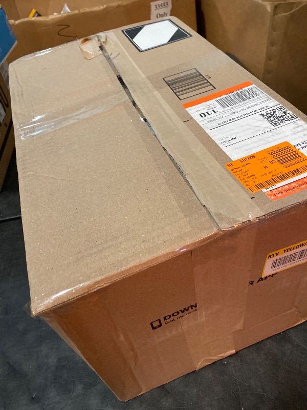 Photo 1 of 2 Count T6 Full Synthetic SAE 5W-40 Diesel Motor Oil 1 Gal